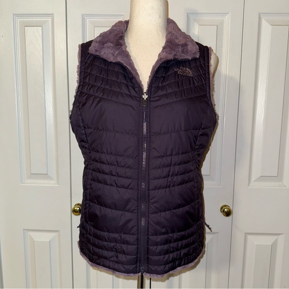 The North Face Jackets & Blazers - The north face mossbud insulated reversible vest size M